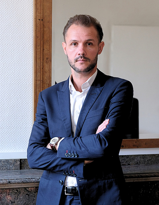 Maître Matthis TARDIEU, votre avocat en droit des affaires sur toulouse - droit de la propriété intellectuelle et industrielle - droit des contrats - droit de la distribution et de la concurrence